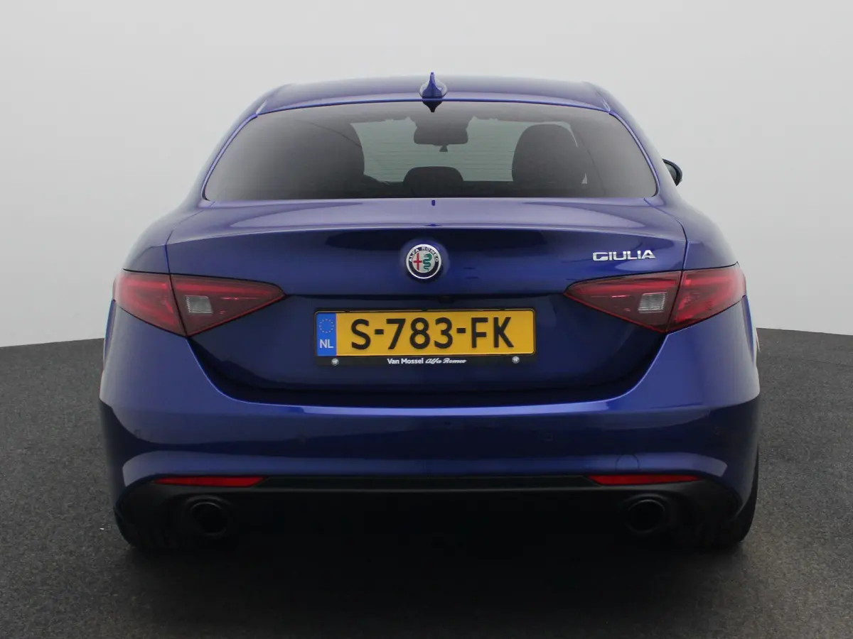 2.0T Sprint | Automaat | Apple Carplay/Android Auto | Pack rijassistentie (ADAS) - niveau 2 | Actief dodehoek waarschuwingssysteem |  Bi-xenon koplampen | Automatic High Beam | Schakelflippe