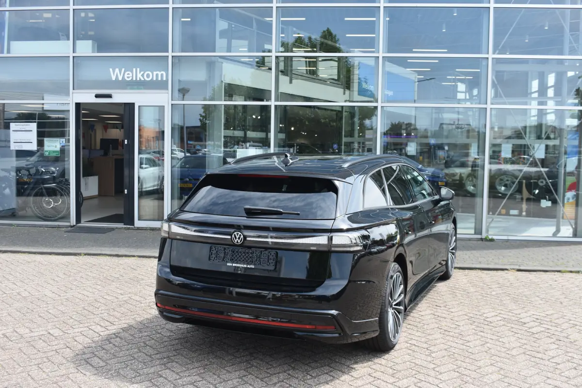 77 kWh 286PK Limited Edition Plus Stoel + Stuur verw. | Memory | 360 Camera | LED | Trekhaak | Navigatie
