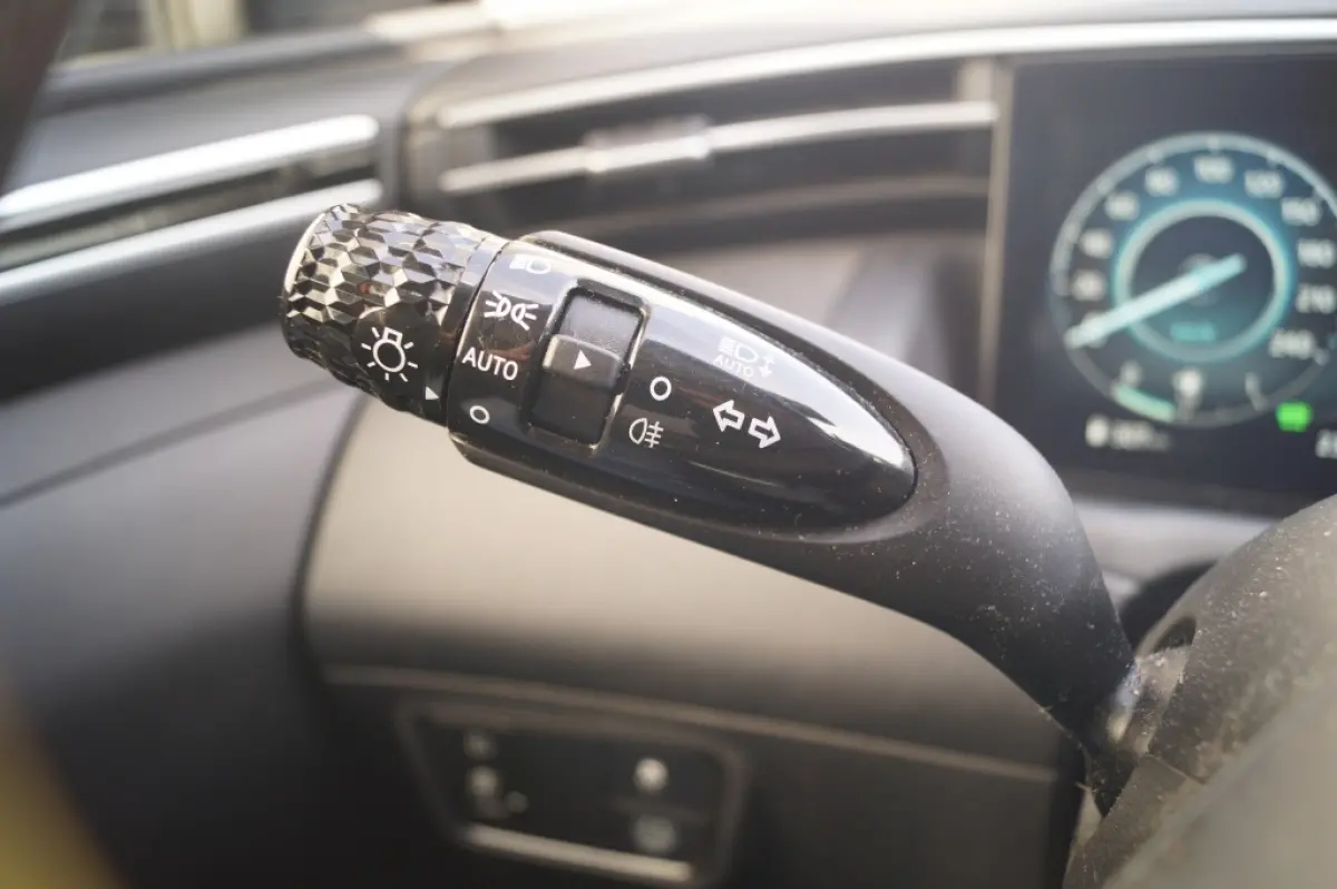 1.6 T-GDI HEV i-Motion -NAVI-ECC-CAM-TREKHAAK-