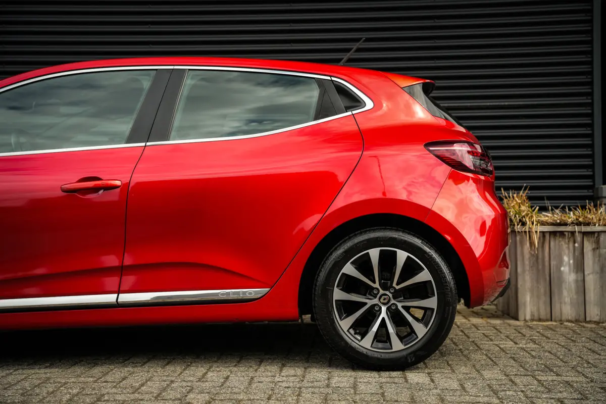 1.0 TCe Intens | CarPlay | Clima | Cruise | PDC | Metalic lak | DAB | LED |