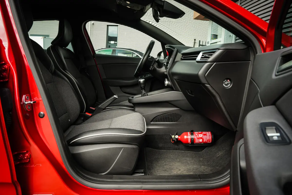 1.0 TCe Intens | CarPlay | Clima | Cruise | PDC | Metalic lak | DAB | LED |