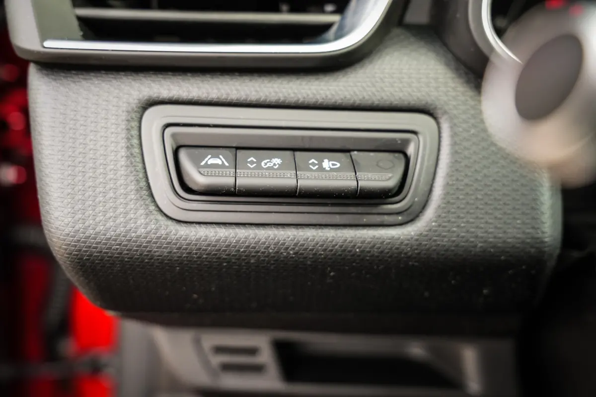 1.0 TCe Intens | CarPlay | Clima | Cruise | PDC | Metalic lak | DAB | LED |