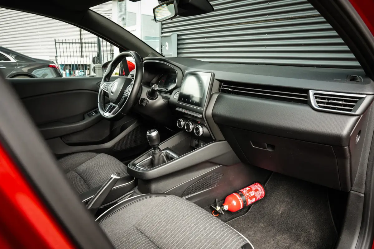 1.0 TCe Intens | CarPlay | Clima | Cruise | PDC | Metalic lak | DAB | LED |