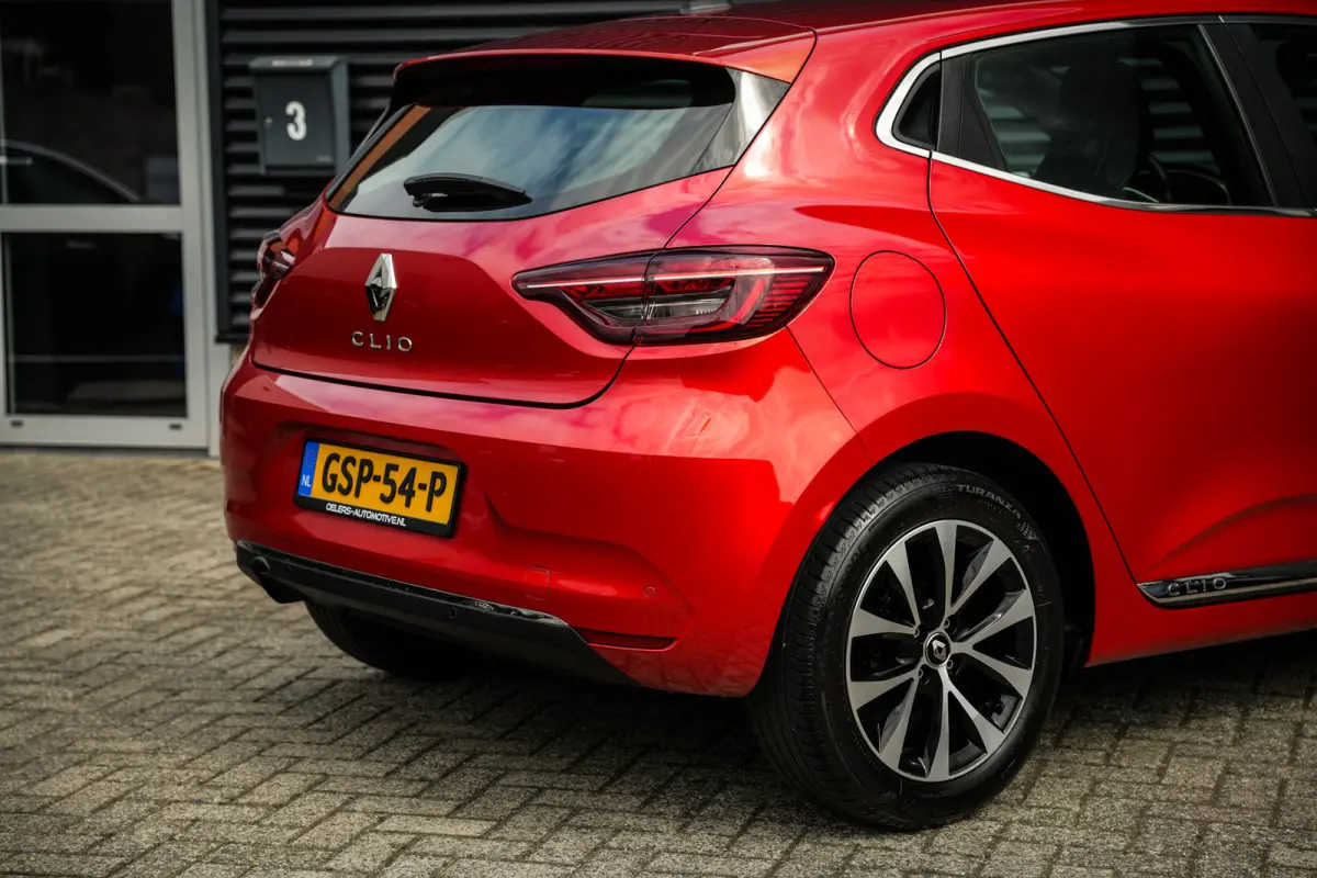 1.0 TCe Intens | CarPlay | Clima | Cruise | PDC | Metalic lak | DAB | LED |