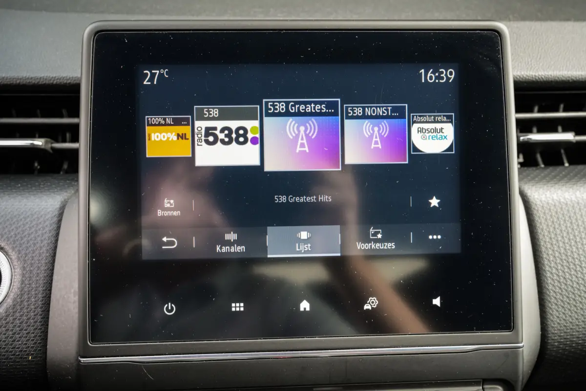 1.0 TCe Intens | CarPlay | Clima | Cruise | PDC | Metalic lak | DAB | LED |