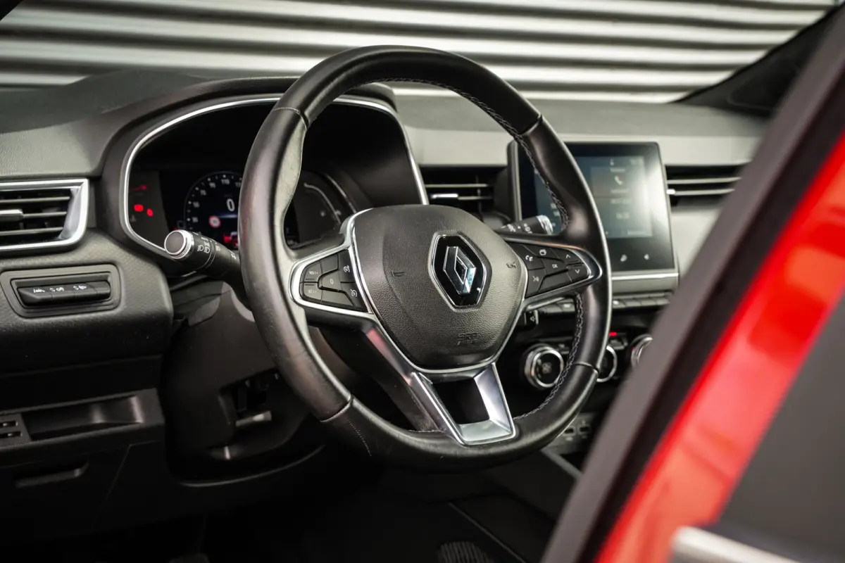 1.0 TCe Intens | CarPlay | Clima | Cruise | PDC | Metalic lak | DAB | LED |