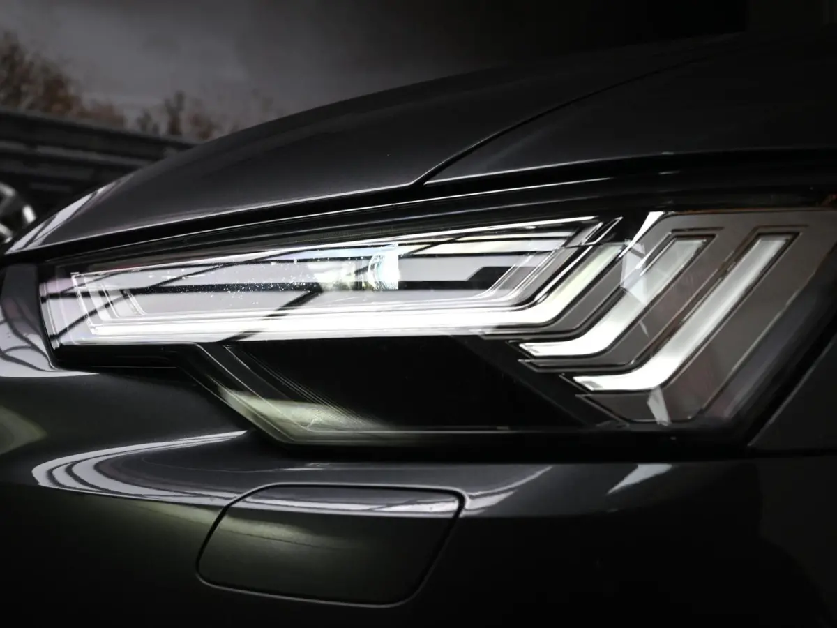 55 TFSI e Quattro S-Line Competition | Pano | Trekhaak| Keyless | Stoel & Stuurwielverwarming | Ambient | Alcantara | Matrix Led (Luxe) | Carplay / Android Auto | Camera | Flippers | ACC | L