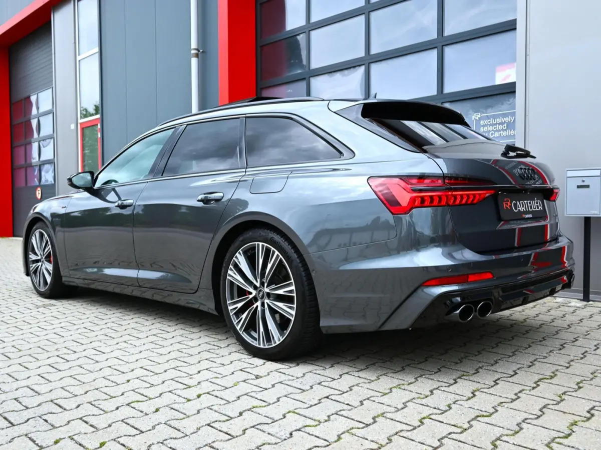55 TFSI e Quattro S-Line Competition | Pano | Trekhaak| Keyless | Stoel & Stuurwielverwarming | Ambient | Alcantara | Matrix Led (Luxe) | Carplay / Android Auto | Camera | Flippers | ACC | L