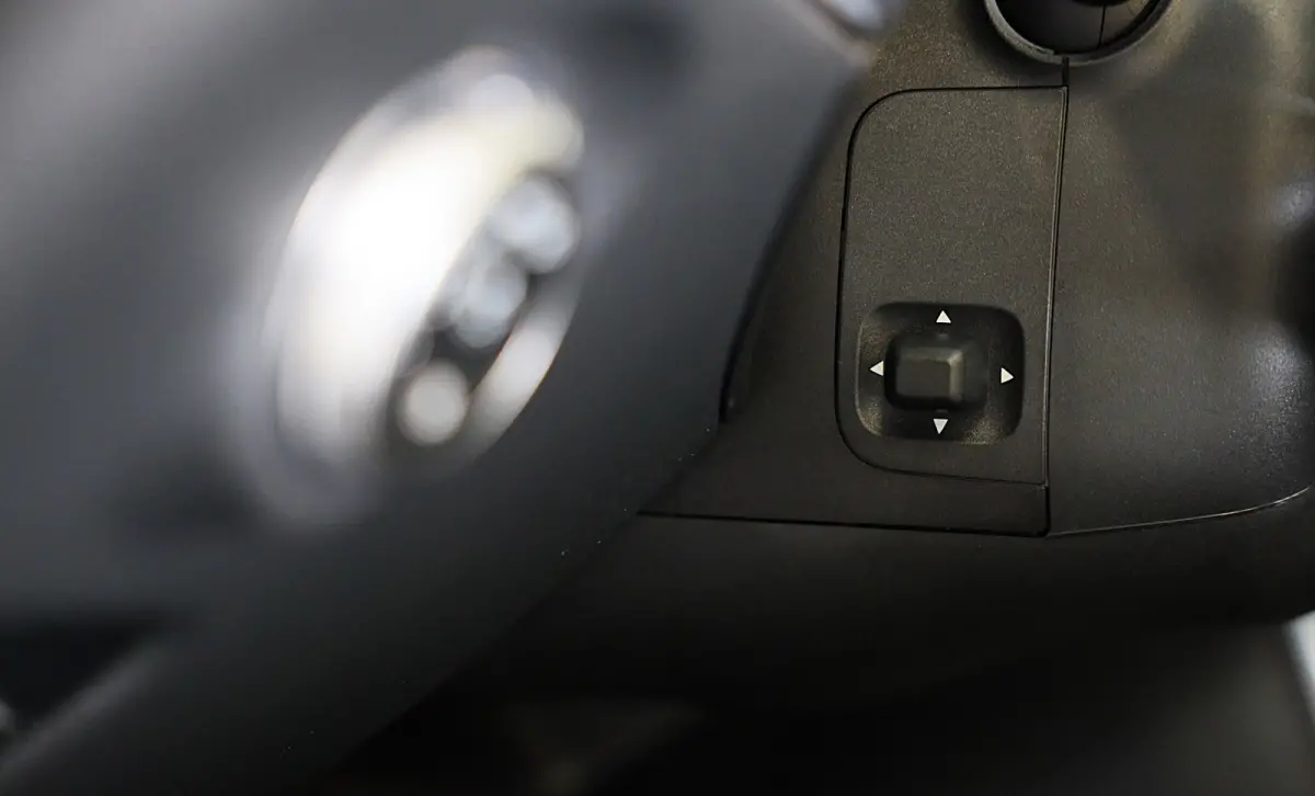 300 e AMG 63 Look / Head Up / 360 Camera / Acc / Lane Assist / BURMESTER / Elek Stoelen / Memory / Pano