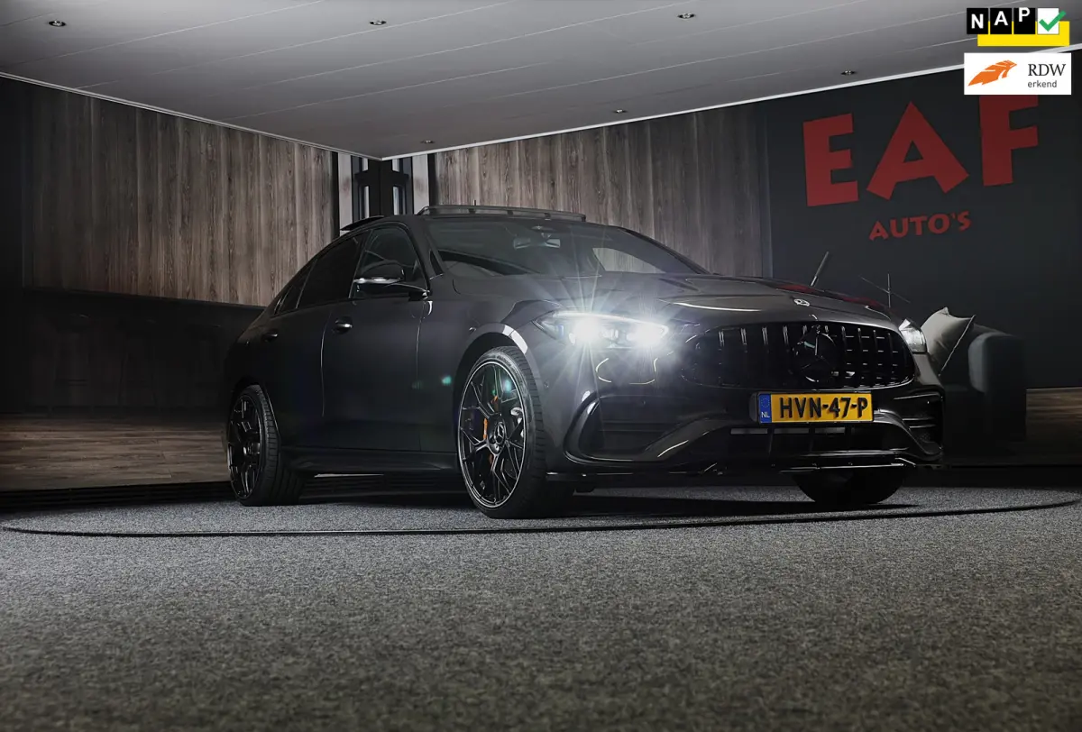 300 e AMG 63 Look / Head Up / 360 Camera / Acc / Lane Assist / BURMESTER / Elek Stoelen / Memory / Pano