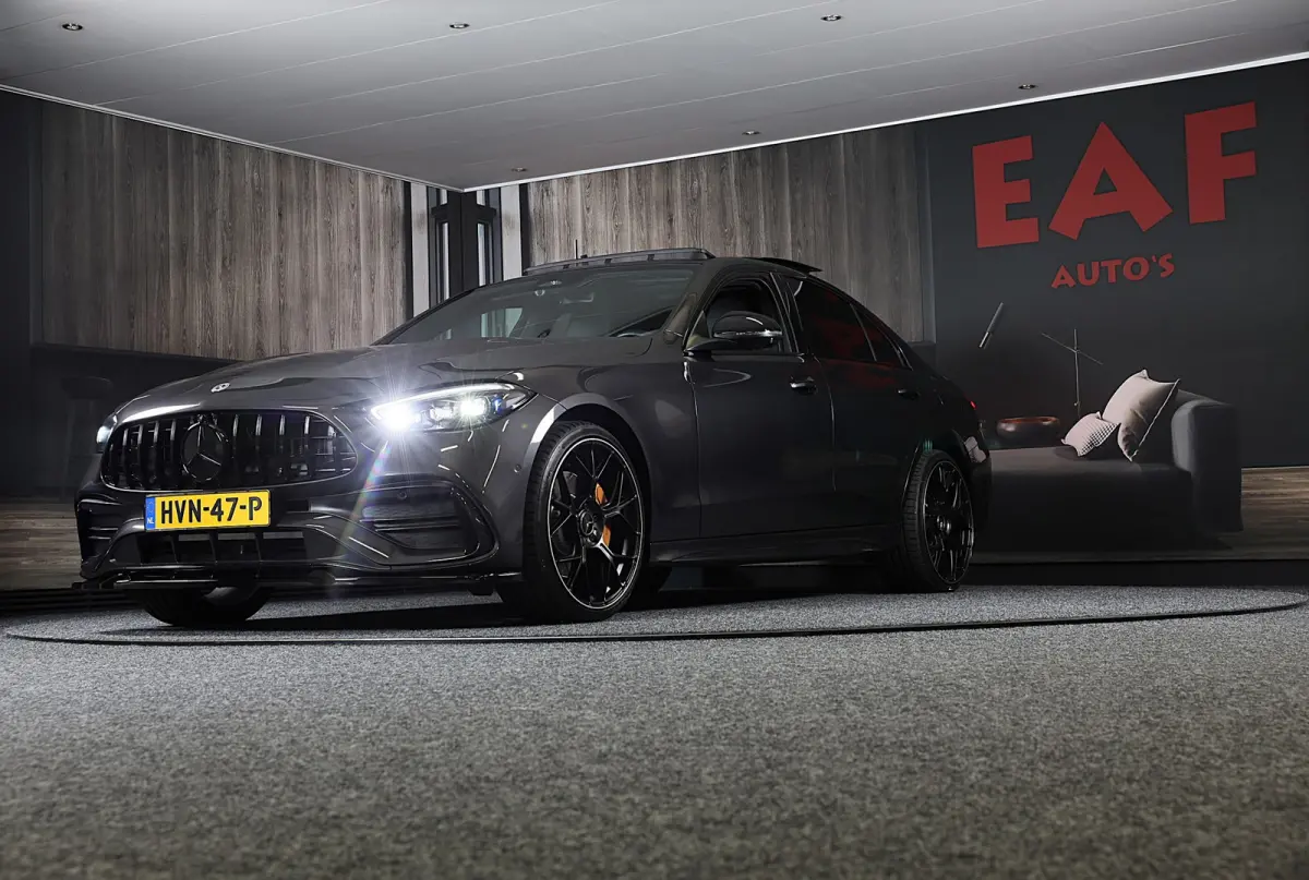 300 e AMG 63 Look / Head Up / 360 Camera / Acc / Lane Assist / BURMESTER / Elek Stoelen / Memory / Pano