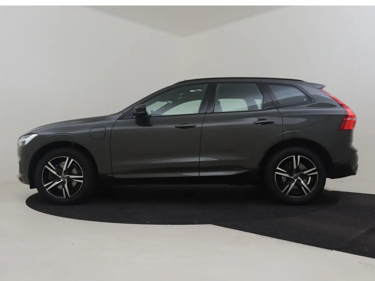 2.0 T8 Twin Engine AWD Inscription 390PK AUTO | Glazen panorama-dak | Navigatie | Cruise control adapt | Apple carplay Android auto | Climate control | LED | 19"LMV