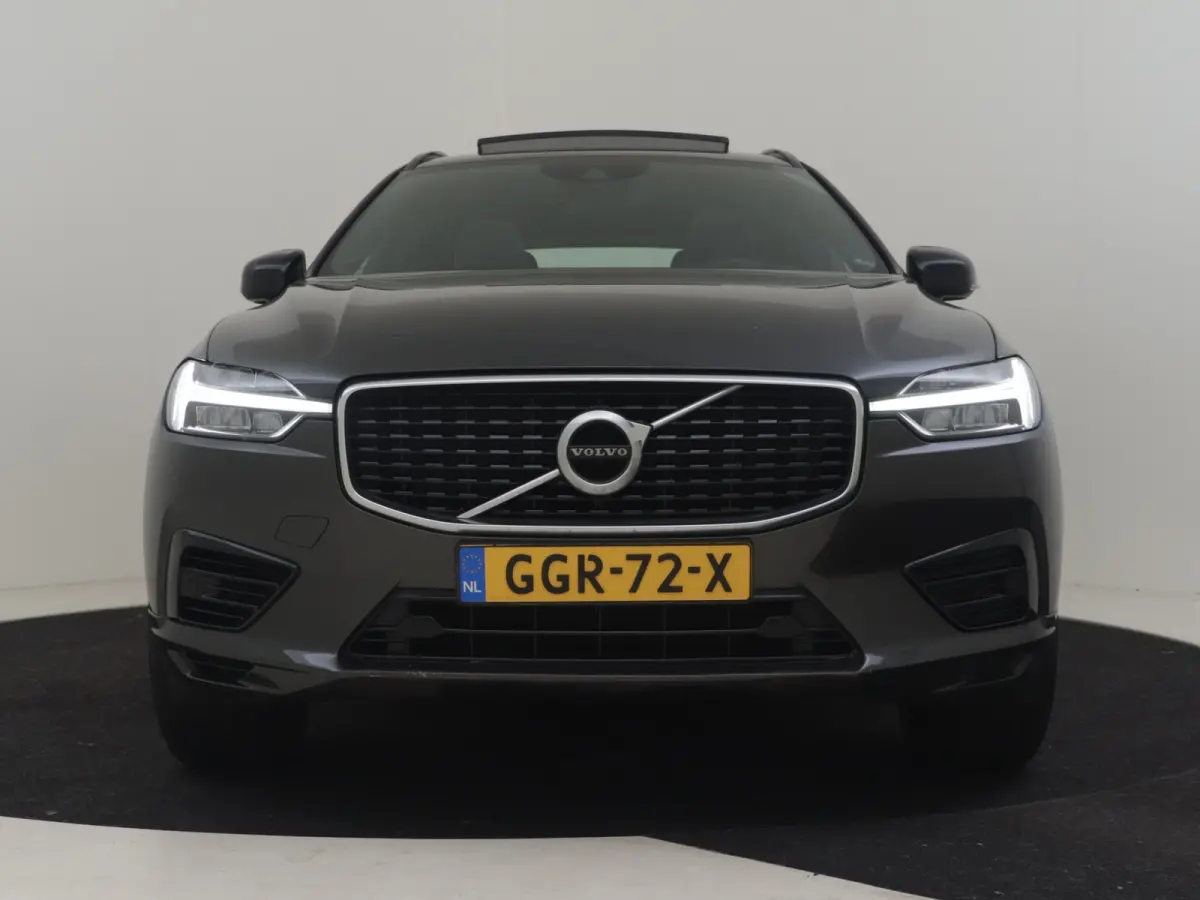 2.0 T8 Twin Engine AWD Inscription 390PK AUTO | Glazen panorama-dak | Navigatie | Cruise control adapt | Apple carplay Android auto | Climate control | LED | 19"LMV