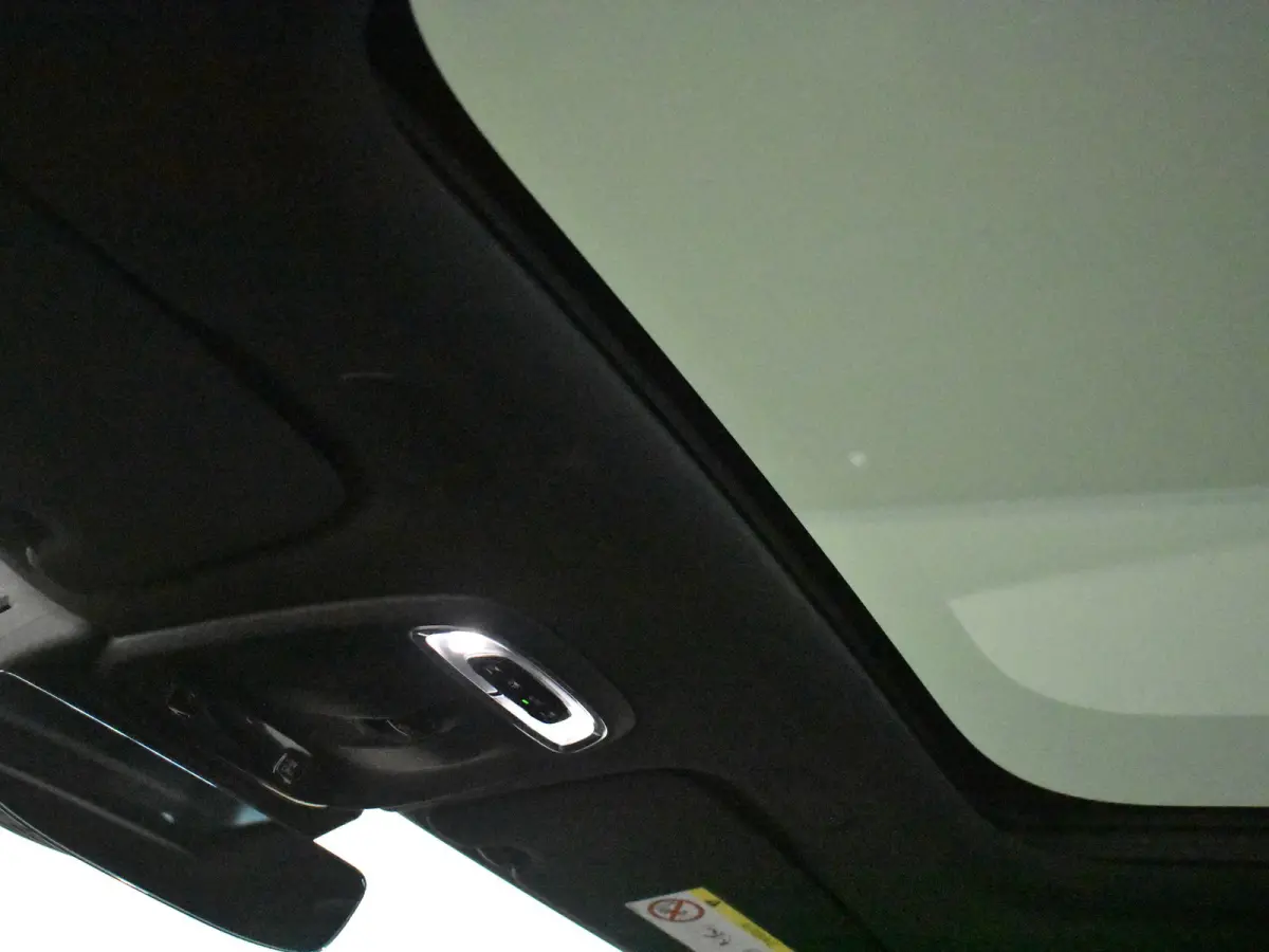 2.0 T8 Twin Engine AWD Inscription 390PK AUTO | Glazen panorama-dak | Navigatie | Cruise control adapt | Apple carplay Android auto | Climate control | LED | 19"LMV