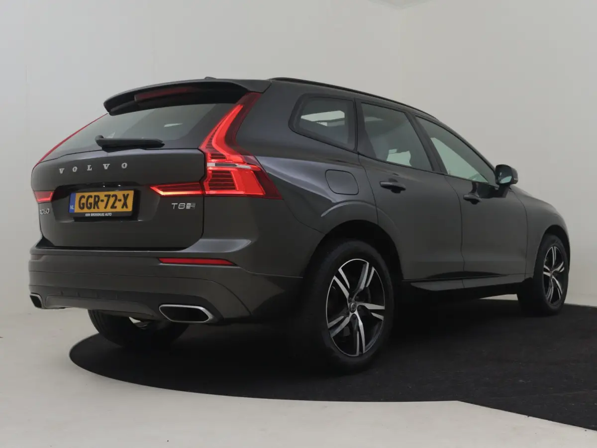 2.0 T8 Twin Engine AWD Inscription 390PK AUTO | Glazen panorama-dak | Navigatie | Cruise control adapt | Apple carplay Android auto | Climate control | LED | 19"LMV