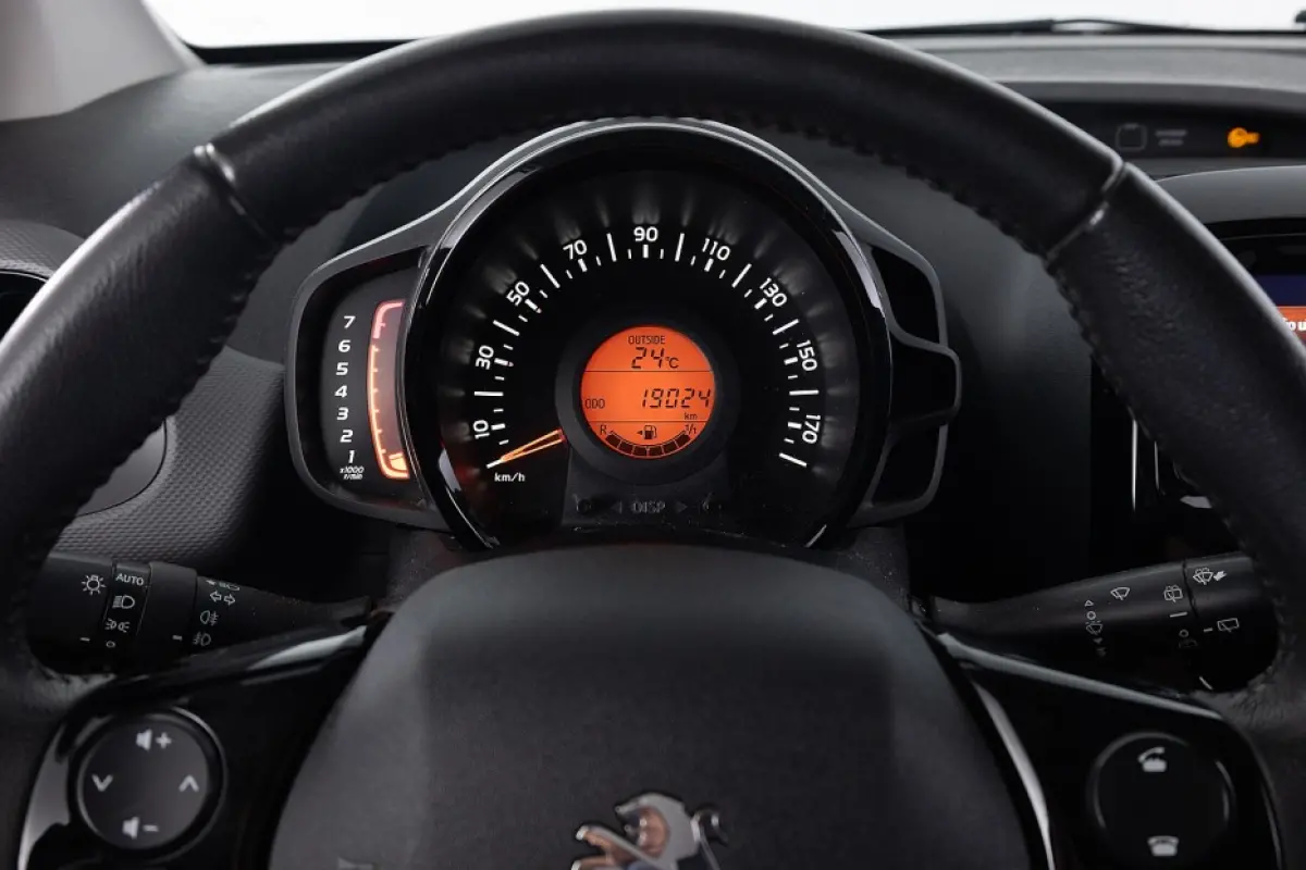 1.0 e-VTi Allure 5-drs | CARPLAY | ECC | CAMERA ✅ 1e Eigenaar