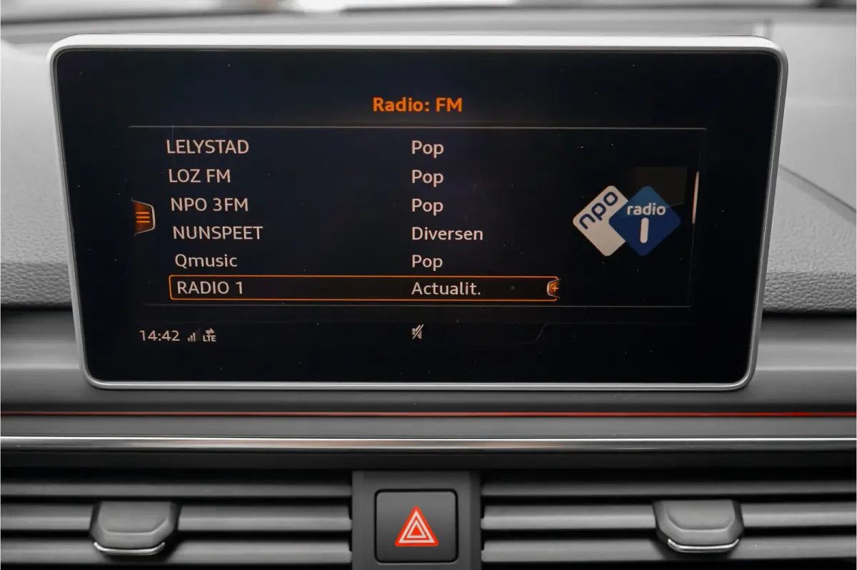 2.0 TFSI MHEV S-Line Competition Pano B&O CarPlay 20"