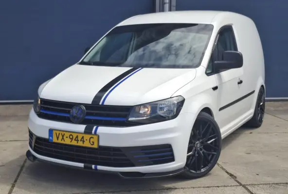 2.0 TDI L1H1 BMT Trendline VERLAAGD / AIRCO / STOEL VERWARMING / EURO 6 / NAVI / MARGE AUTO !!