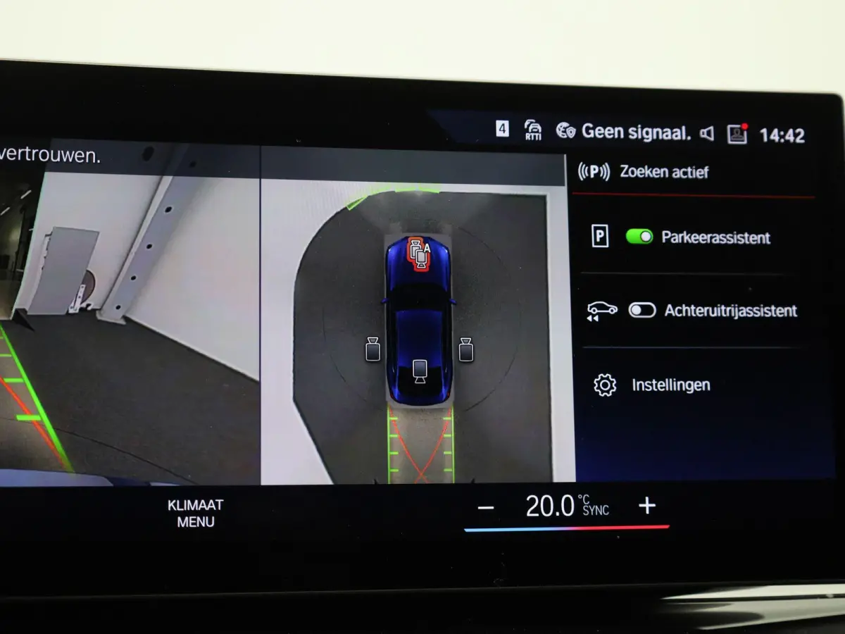 eDrive40 | Automaat | Apple Carplay | Camera | Parkeersensoren | Harman/Kardon |