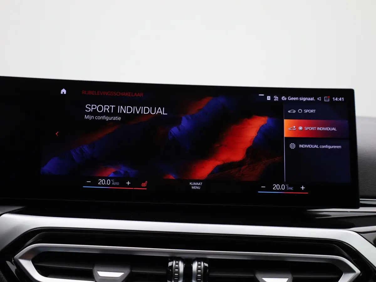 eDrive40 | Automaat | Apple Carplay | Camera | Parkeersensoren | Harman/Kardon |