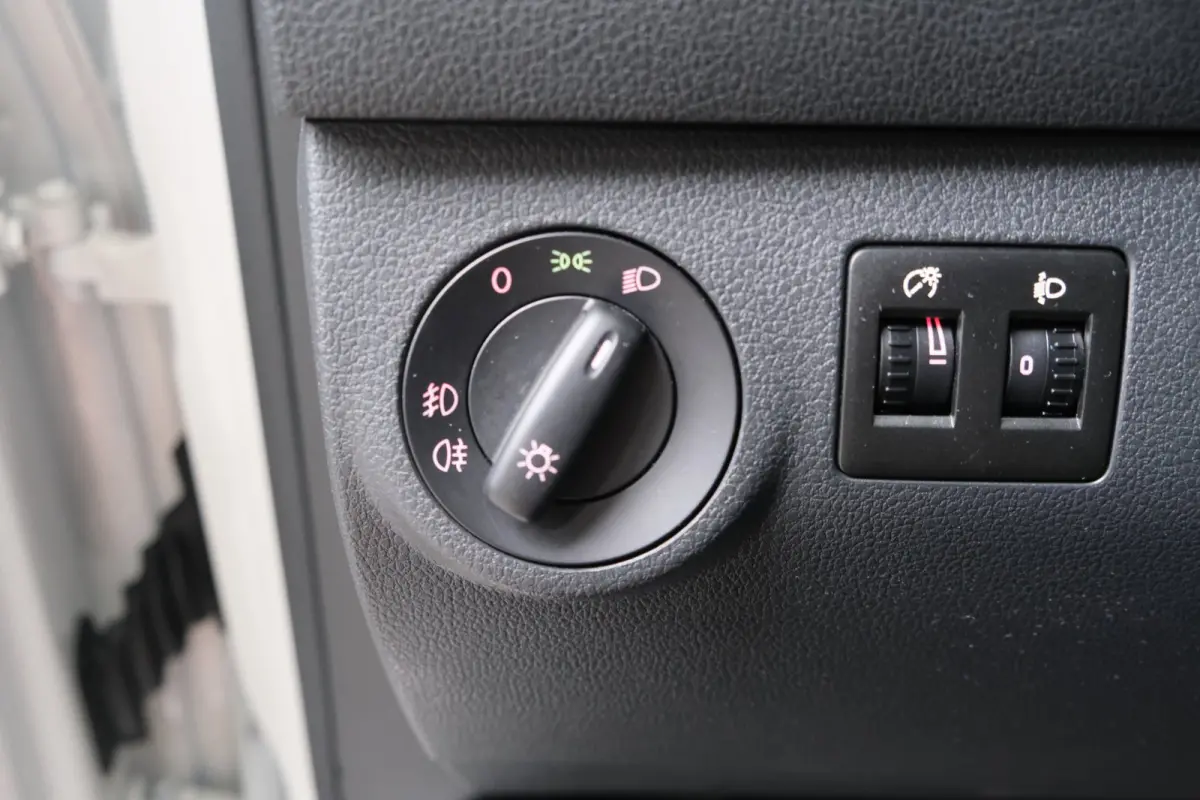 1.0 TSI L1H1 BMT - Airco, Cruise, PDC.