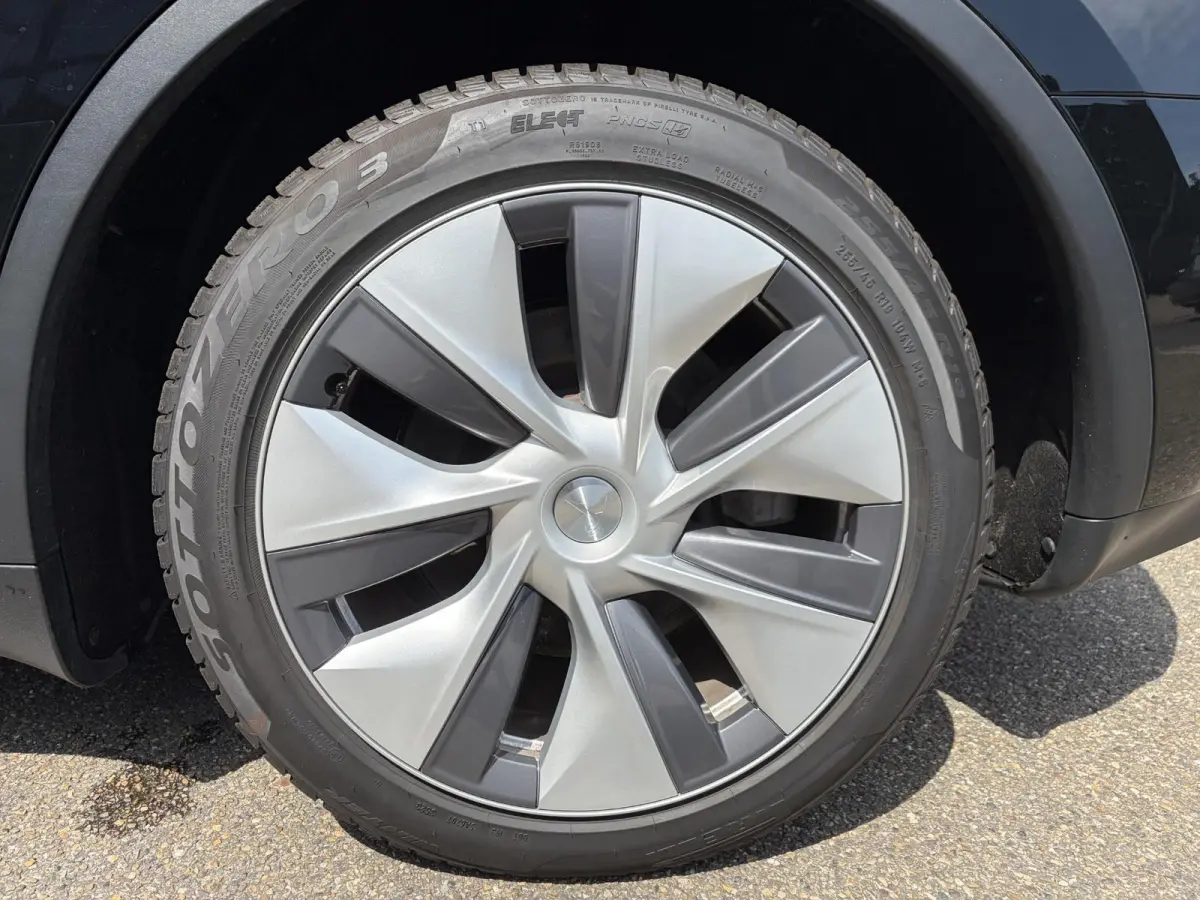 Long Range AWD 75 kWh SOH 95% | TESLA FABRIEKSGARANTIE TOT 2028/ 80.000KM! | FABRIEKSGARANTIE OP ACCU & AANDRIJFLIJN TOT 2032 OF 192.000 KM | BTW VERREKENBAAR