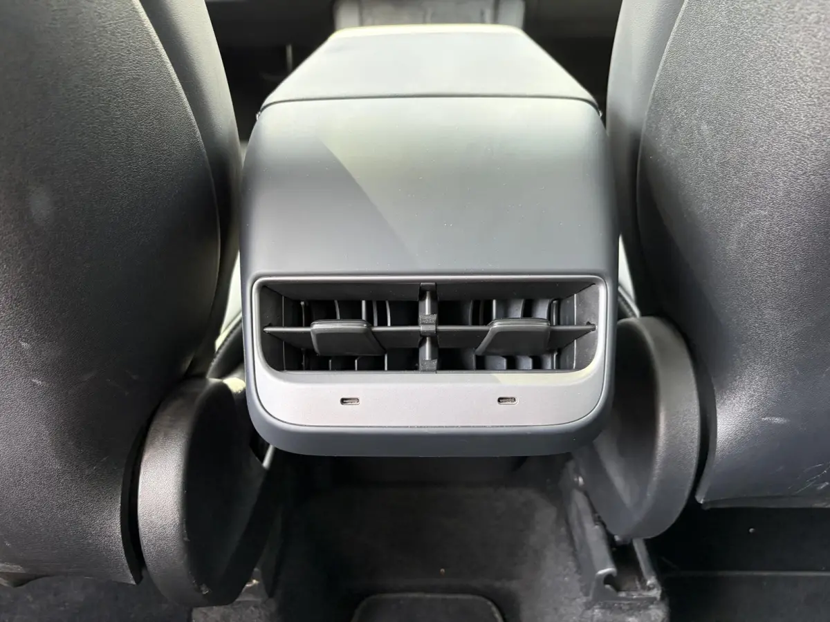 Long Range AWD 75 kWh SOH 95% | TESLA FABRIEKSGARANTIE TOT 2028/ 80.000KM! | FABRIEKSGARANTIE OP ACCU & AANDRIJFLIJN TOT 2032 OF 192.000 KM | BTW VERREKENBAAR