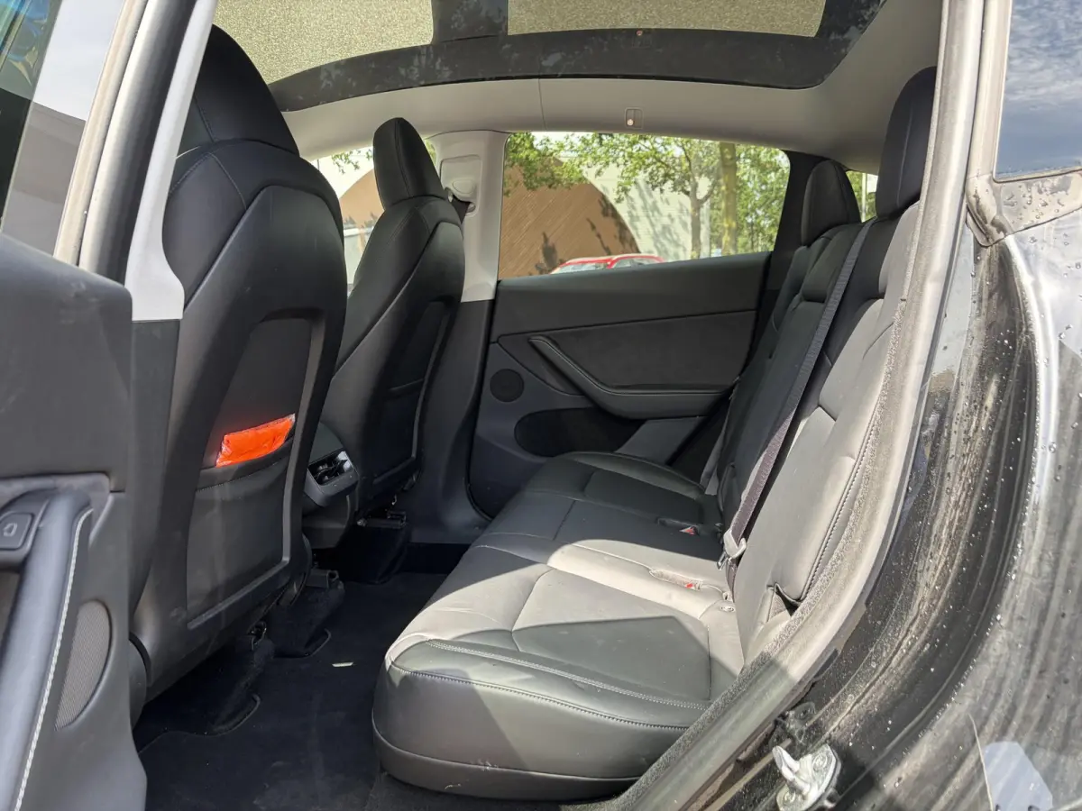 Long Range AWD 75 kWh SOH 95% | TESLA FABRIEKSGARANTIE TOT 2028/ 80.000KM! | FABRIEKSGARANTIE OP ACCU & AANDRIJFLIJN TOT 2032 OF 192.000 KM | BTW VERREKENBAAR