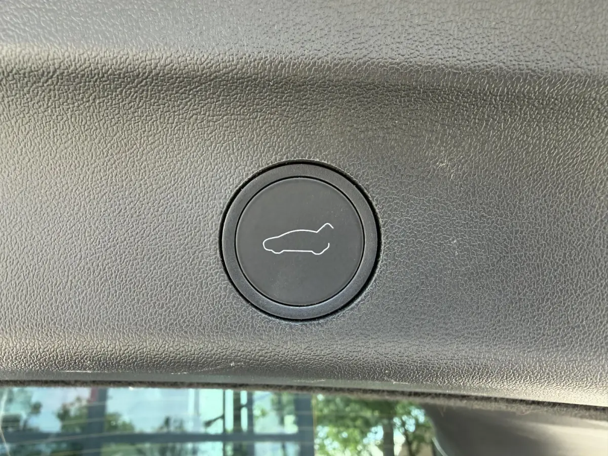 Long Range AWD 75 kWh SOH 95% | TESLA FABRIEKSGARANTIE TOT 2028/ 80.000KM! | FABRIEKSGARANTIE OP ACCU & AANDRIJFLIJN TOT 2032 OF 192.000 KM | BTW VERREKENBAAR