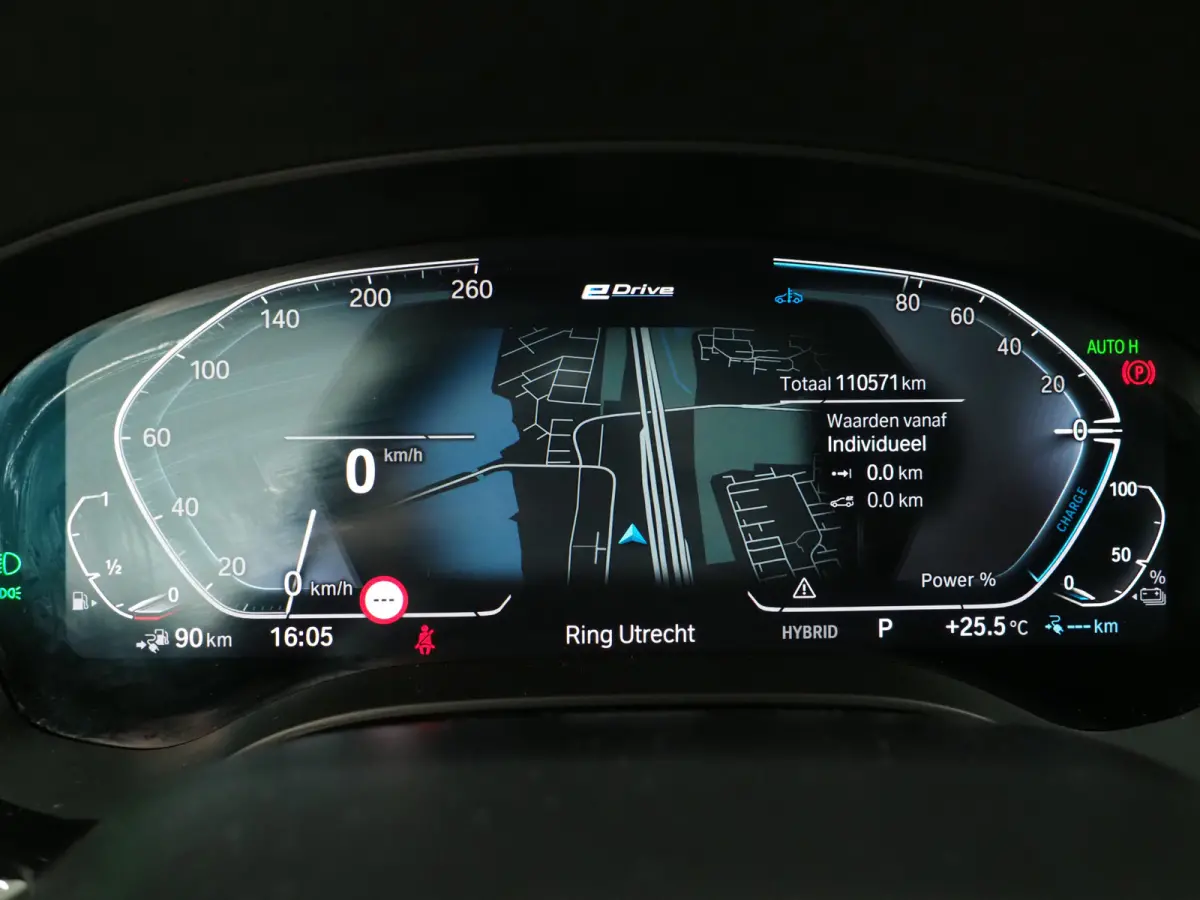530e | Leder | Trekhaak | Keyless | Camera | Sfeerlicht | Dodehoek | Cruise | Carplay