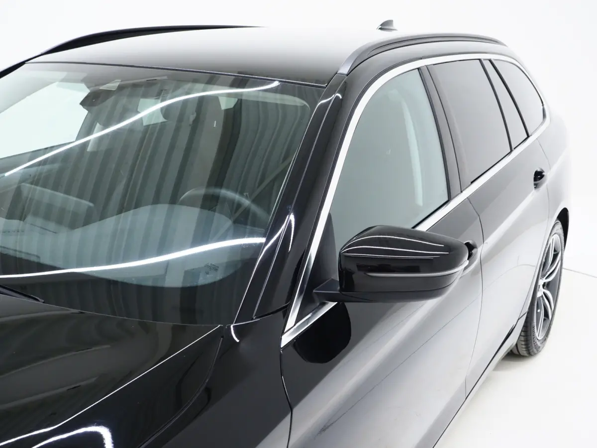 530e | Leder | Trekhaak | Keyless | Camera | Sfeerlicht | Dodehoek | Cruise | Carplay