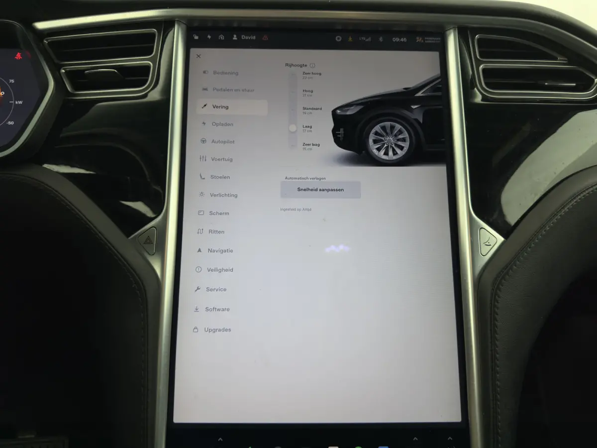100D [ 6-Pers. ] [3-Fase-11kW] {SoH-81%} Aut. *PANO-WINDOW | AUTO-PILOT | LEATHER-FABRIC | NAVI-FULLMAP | FULL-LED | AIRSUSPENSION | DIGI-COCKPIT | CCS-FASTLOADER | KEYLESS | DAB+ | HEATED-S
