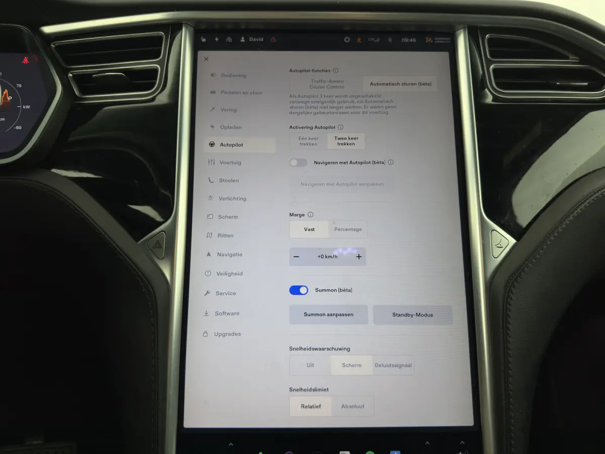 100D [ 6-Pers. ] [3-Fase-11kW] {SoH-81%} Aut. *PANO-WINDOW | AUTO-PILOT | LEATHER-FABRIC | NAVI-FULLMAP | FULL-LED | AIRSUSPENSION | DIGI-COCKPIT | CCS-FASTLOADER | KEYLESS | DAB+ | HEATED-S