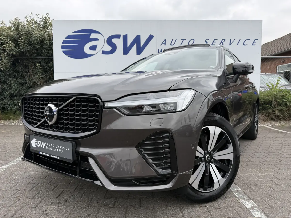 2.0 T6 Plug-in hybrid AWD Plus Dark | Trekhaak | Pano | Memory | H/K Audio | 360* Camera