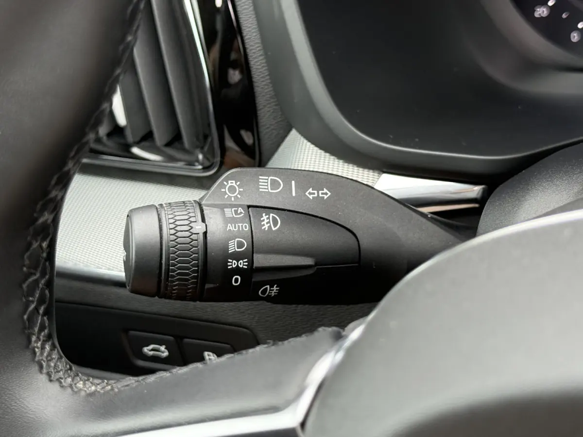 2.0 T6 Plug-in hybrid AWD Plus Dark | Trekhaak | Pano | Memory | H/K Audio | 360* Camera