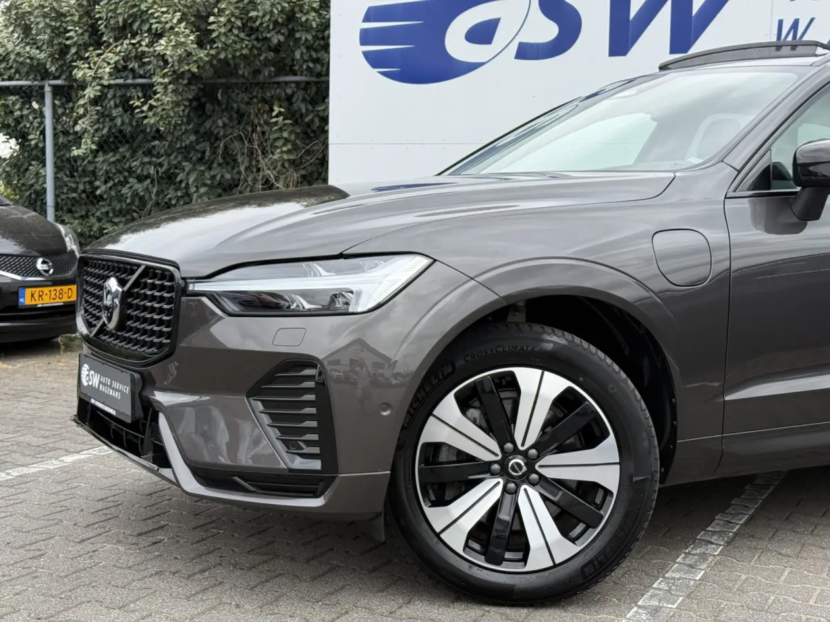 2.0 T6 Plug-in hybrid AWD Plus Dark | Trekhaak | Pano | Memory | H/K Audio | 360* Camera