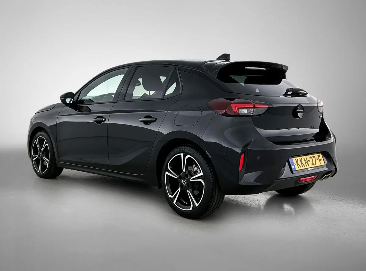 1.2 145pk Hybrid Ultimate Automaat | Navigatie | Climate Control | Cruise Control | Camera | LED | 17"LMV | Dodehoekdetectie | Stoelverwarming |