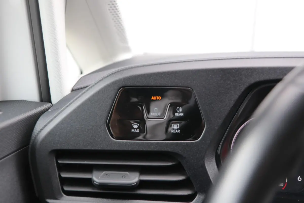 2.0 TDI 122pk DSG Comfort | App Connect | Navigatie | Cruise Control | Parkeersensoren Achter | Schuifdeur Rechts & Links | DAB+