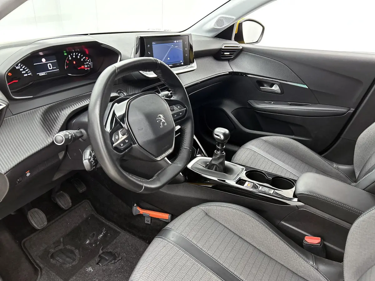 1.2 100pk Allure | 1ste Eigenaar | 1ste Eigenaar | Navigatie | Climate Control | Cruise Control | Parkeersensoren | 16"LMV | LED | Apple Carplay/Android Auto |