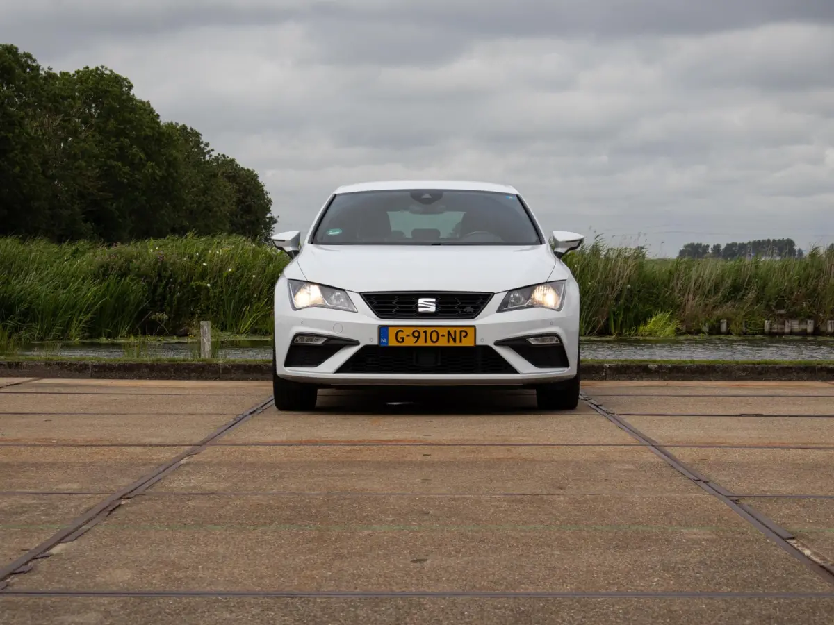 1.5 TSI FR Business Intense ACC 19" Beats Camera