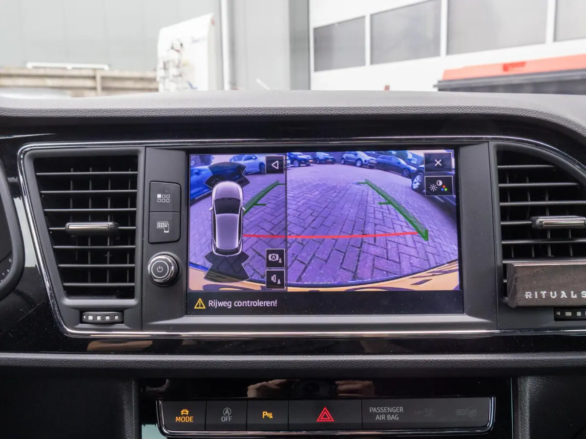 1.5 TSI FR Business Intense ACC 19" Beats Camera