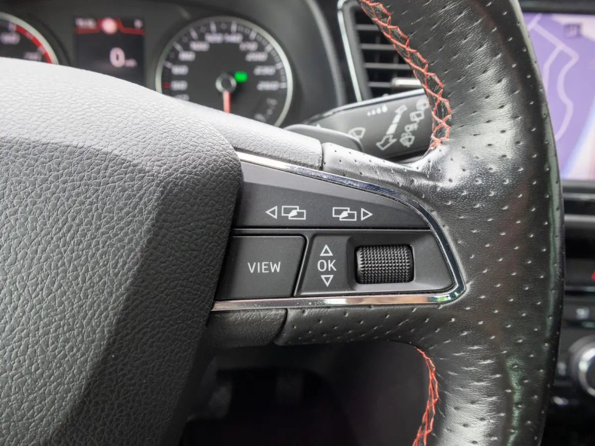 1.5 TSI FR Business Intense ACC 19" Beats Camera