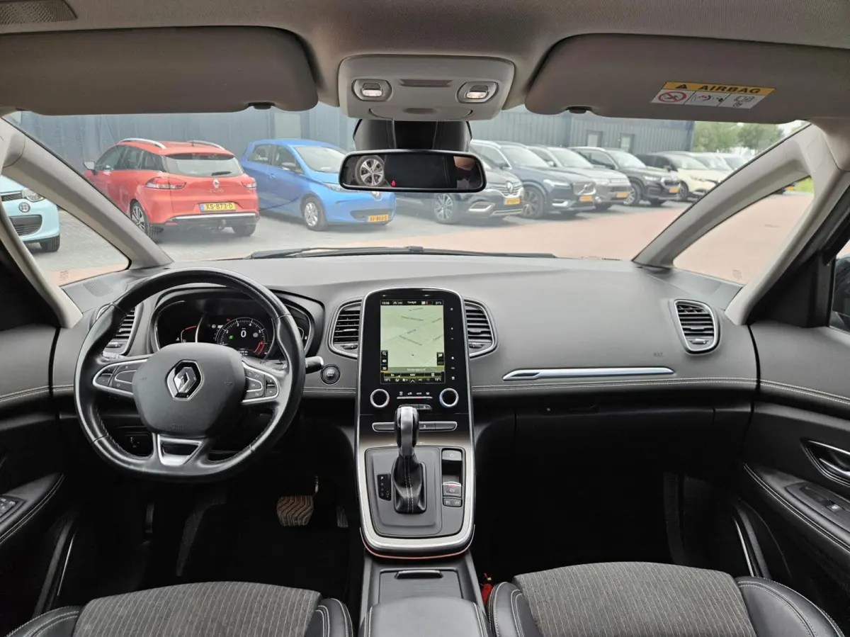 1.3 TCe Intens 7p. Automaat nieuwstaat!