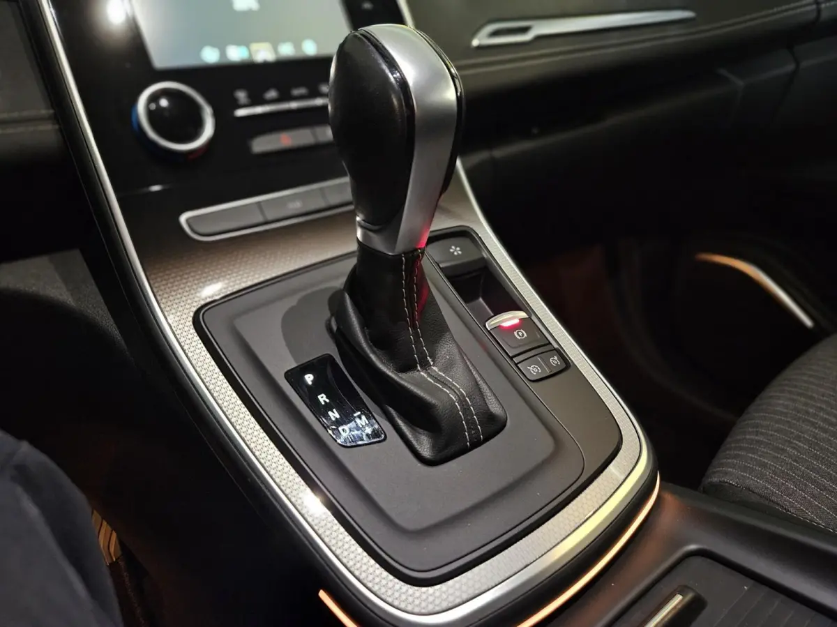 1.3 TCe Intens 7p. Automaat nieuwstaat!