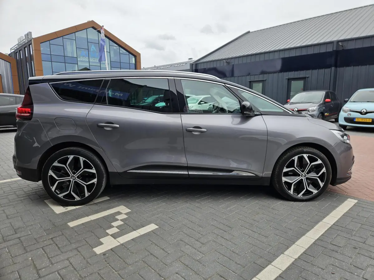 1.3 TCe Intens 7p. Automaat nieuwstaat!