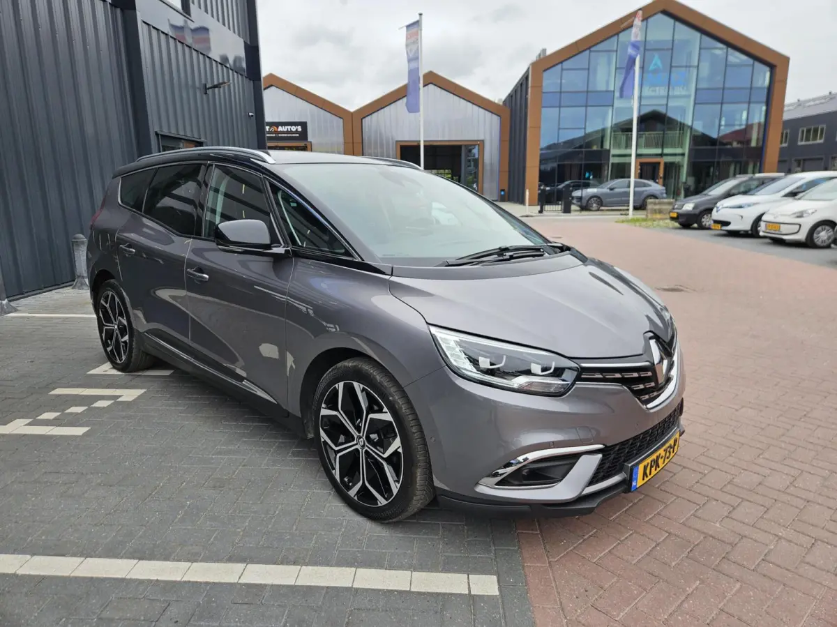 1.3 TCe Intens 7p. Automaat nieuwstaat!