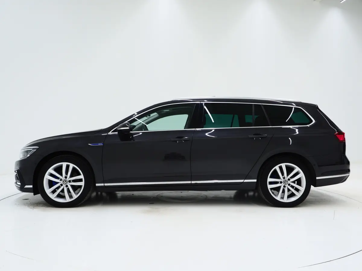 1.4 TSI PHEV GTE | Panoramadak | Leder/Alcantara | Trekhaak | Massage | 360 | Sfeerlicht | Keyless
