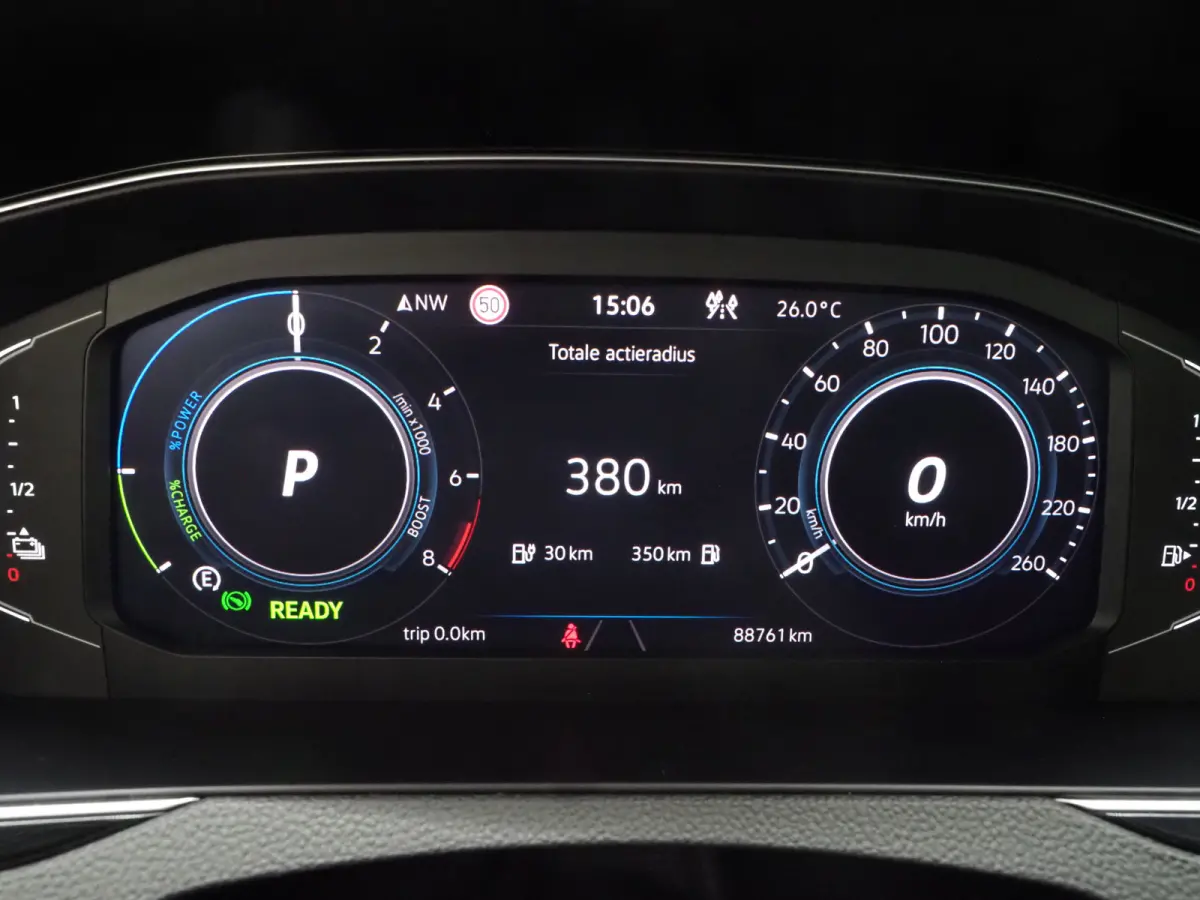 1.4 TSI PHEV GTE | Panoramadak | Leder/Alcantara | Trekhaak | Massage | 360 | Sfeerlicht | Keyless