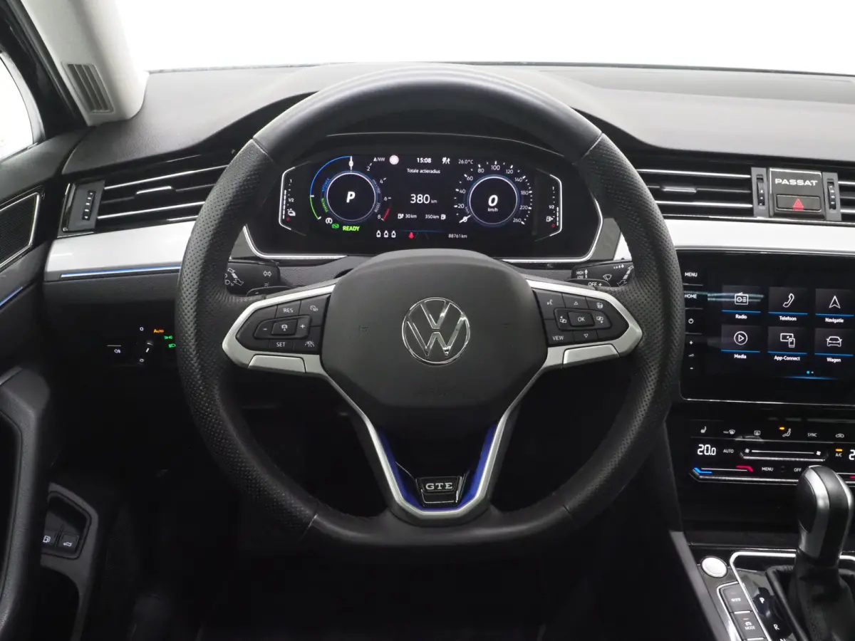 1.4 TSI PHEV GTE | Panoramadak | Leder/Alcantara | Trekhaak | Massage | 360 | Sfeerlicht | Keyless
