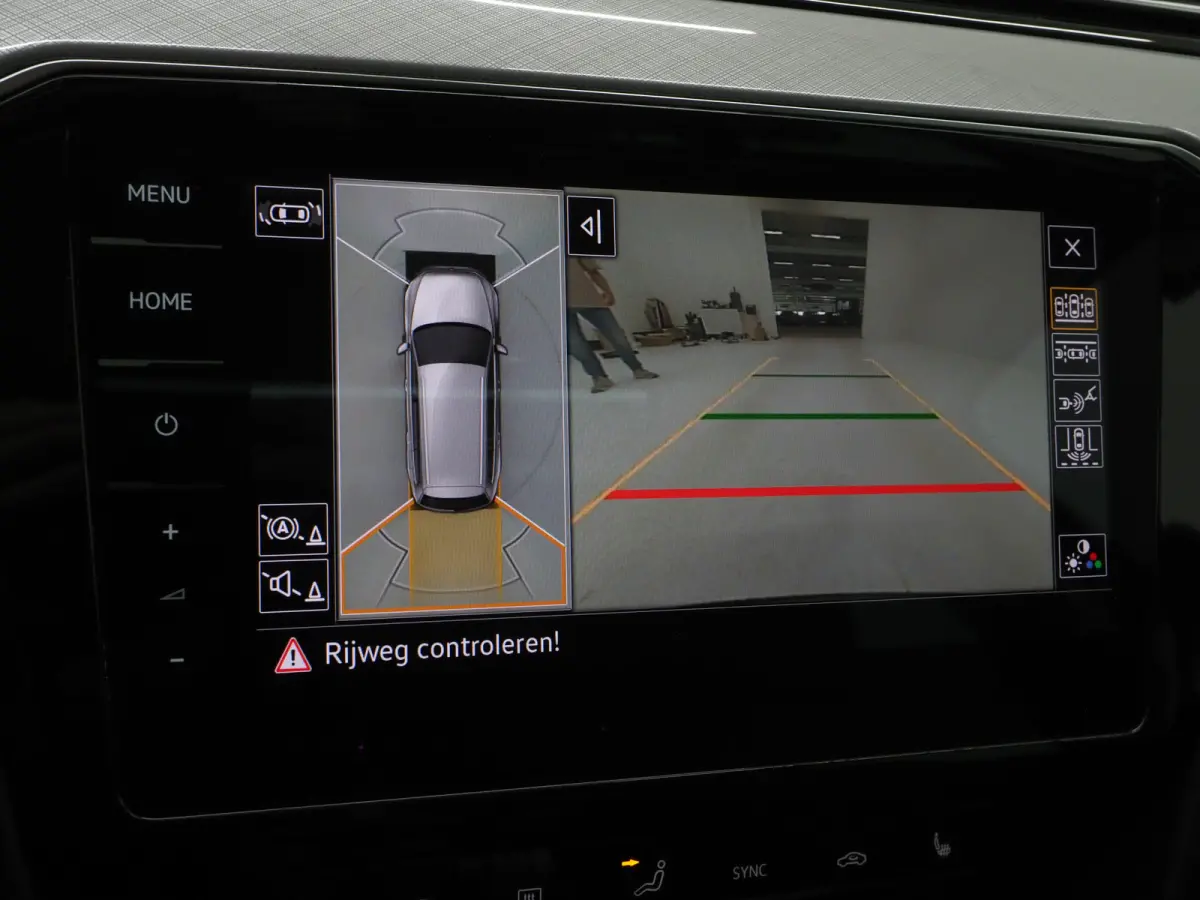 1.4 TSI PHEV GTE | Panoramadak | Leder/Alcantara | Trekhaak | Massage | 360 | Sfeerlicht | Keyless